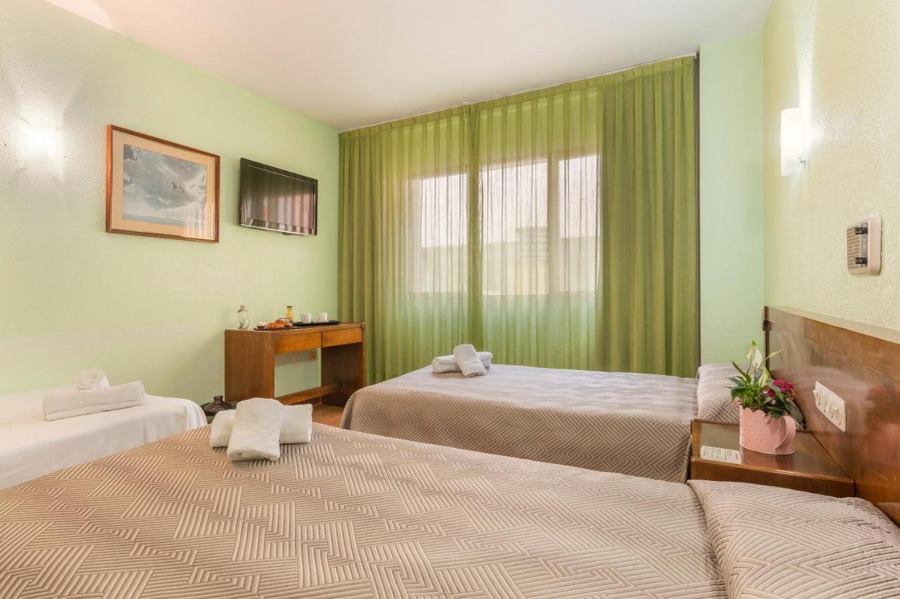 Hotel Sierra De Arcos Andorra Luaran gambar